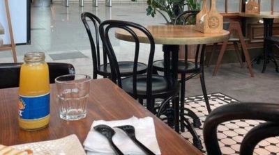 В российских аэропортах из кафе и бизнес-залов пропали все железные вилки и ножи