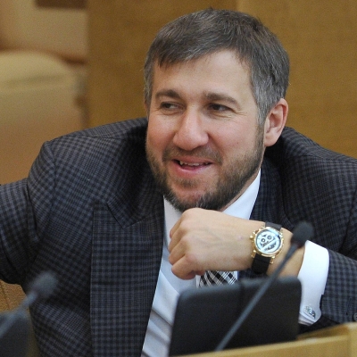 The richest State Duma deputy is preparing for relocation