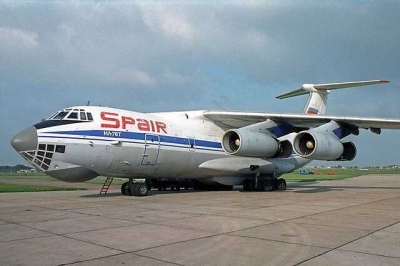 Пассажирский самолёт со 132 пассажирами на борту столкнулся со светотехническим оборудованием во время взлёта в аэропорту Белграда